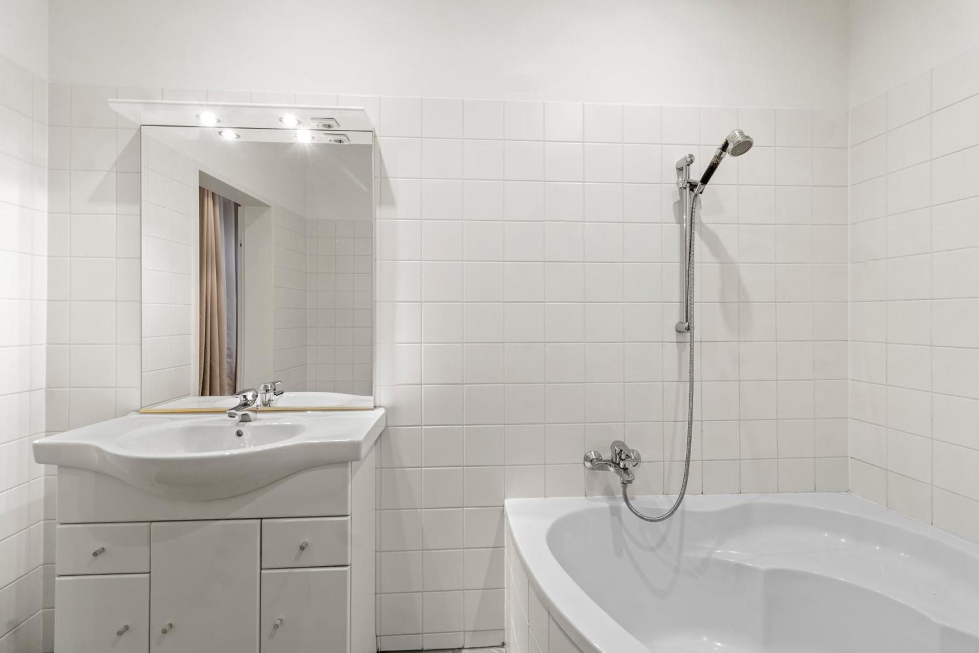 Chic 1Br Apartment - Directly Near Schoenbrunn Vienne Extérieur photo